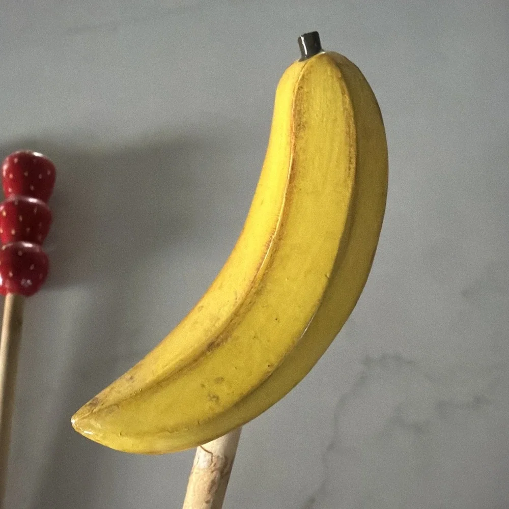 Pier 1 Wooden Kitchen Utensils Fruit Veg Handles Set 4 Apple Banana Strawberry‎